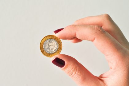 6 moedas de R$ 1 valem até R$ 3,9 MIL; veja modelos e características